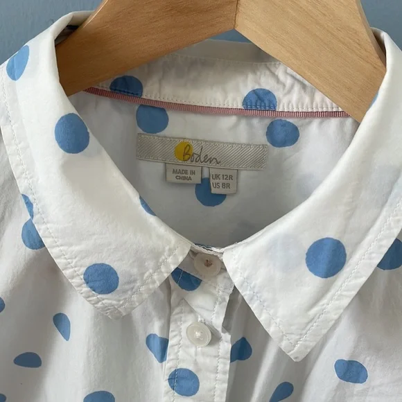 Boden White Button-Down Shirt with Light Blue Polka Dots - Picture 3 of 6